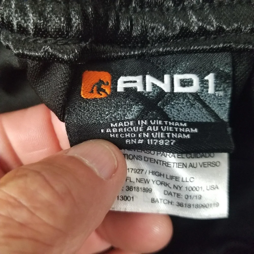 AND1 Shorts Mens XL Black Athletic Basketball Mesh Drawstring 11 Inseam
